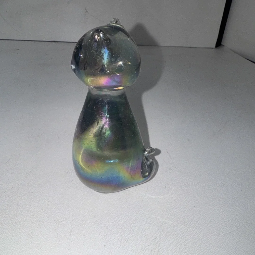 Vintage Mexican Iridescent Blown Glass Cat Figurine – Tonala Style 3.5